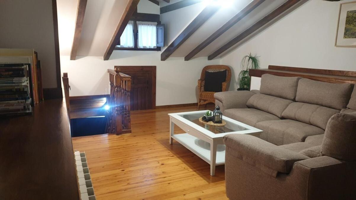 Casa Rural Caborzal Renedo De Cabuerniga Esterno foto