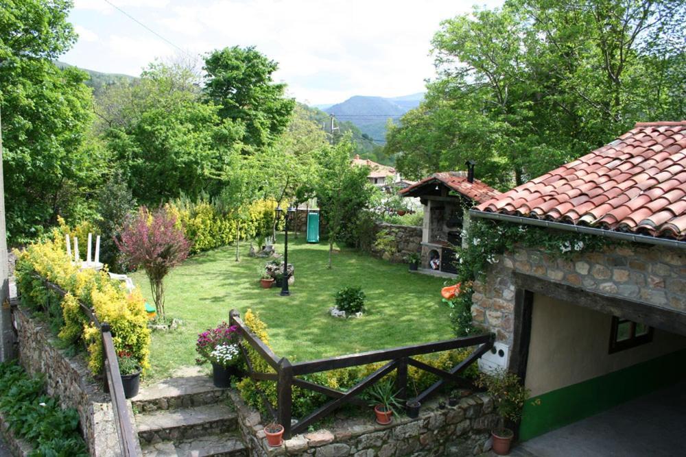 Casa Rural Caborzal Renedo De Cabuerniga Esterno foto